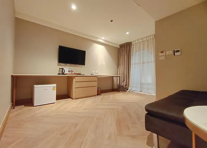 Away Riverside Kene Hotel 4*