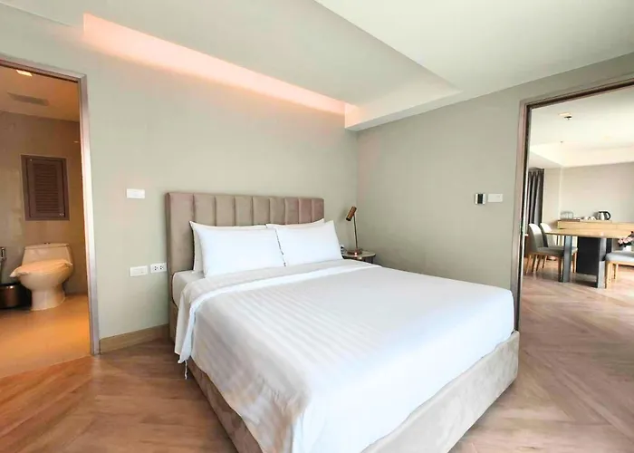 Hotel Away Riverside Kene Bangkok