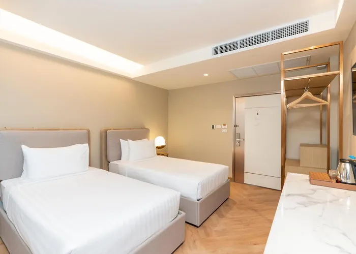 Away Riverside Kene Hotel 4*