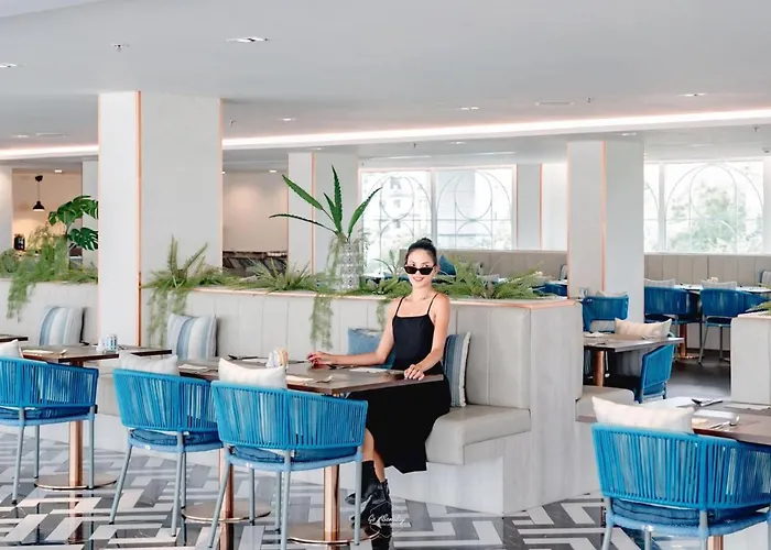 Away Riverside Kene 4* Bangkok