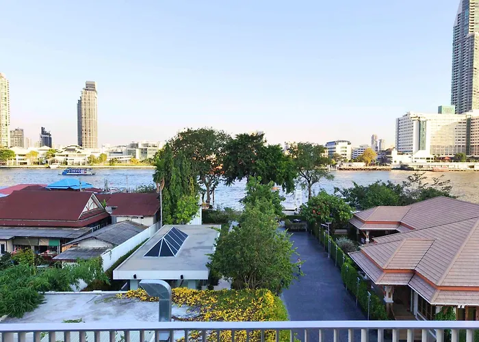 Away Riverside Kene Hotel Bangkok