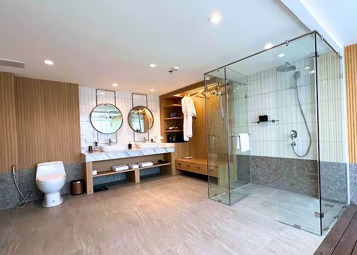 Away Riverside Kene Hotel 4*