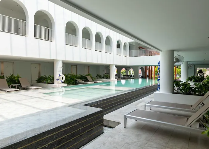 Hotel Away Riverside Kene