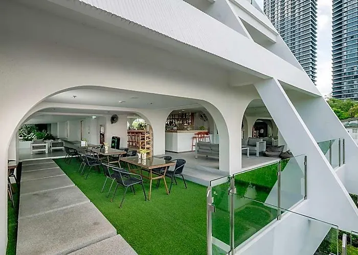 Away Riverside Kene 4* Bangkok