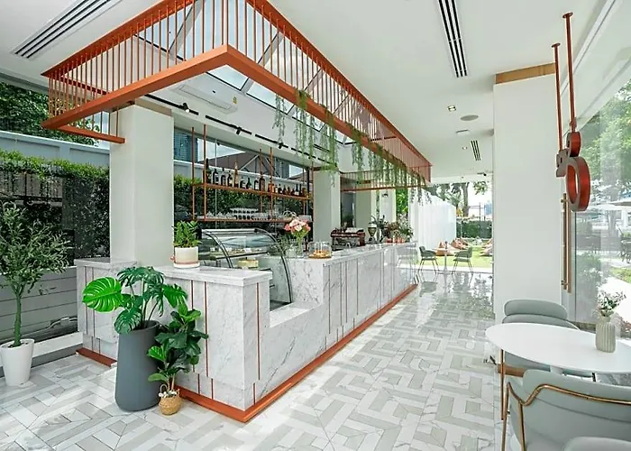 Away Riverside Kene Hotel Bangkok